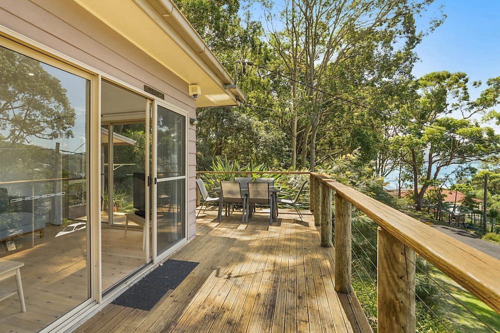 Photo of Patio Balcony in Pretty Beach Central Coast