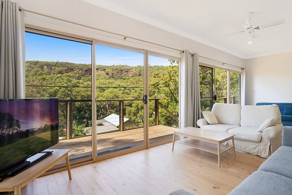 Photo of Livingroom in Pretty Beach Central Coast