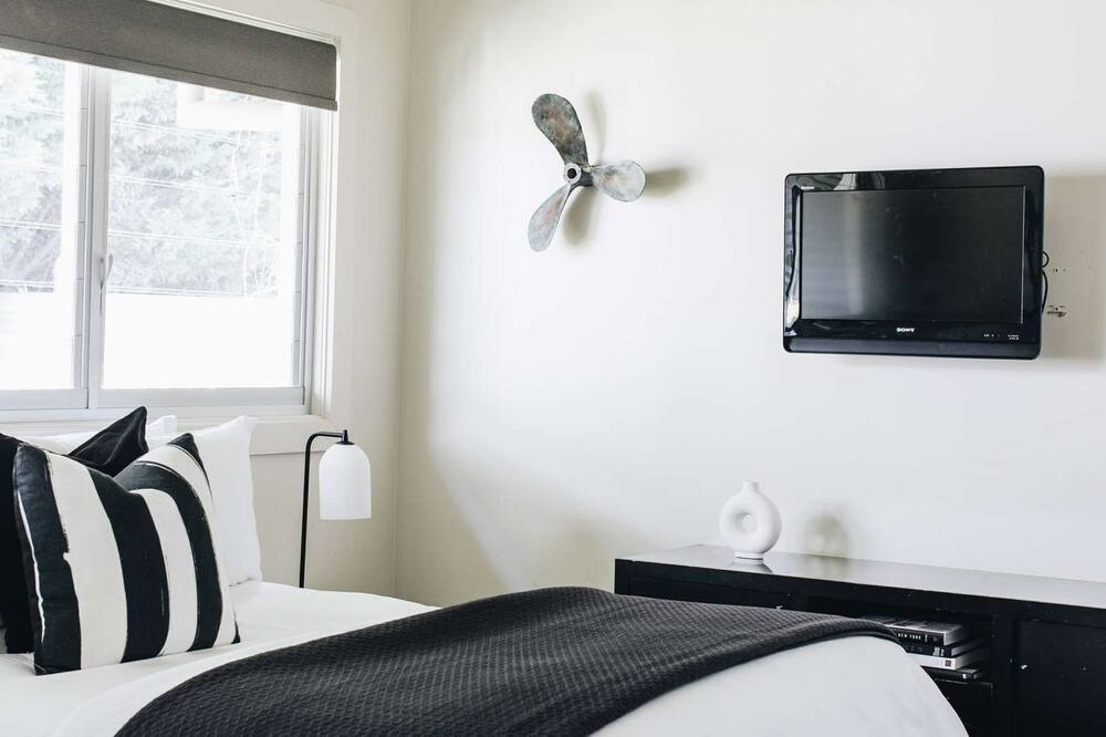 Photo of Bedroom in Exeter