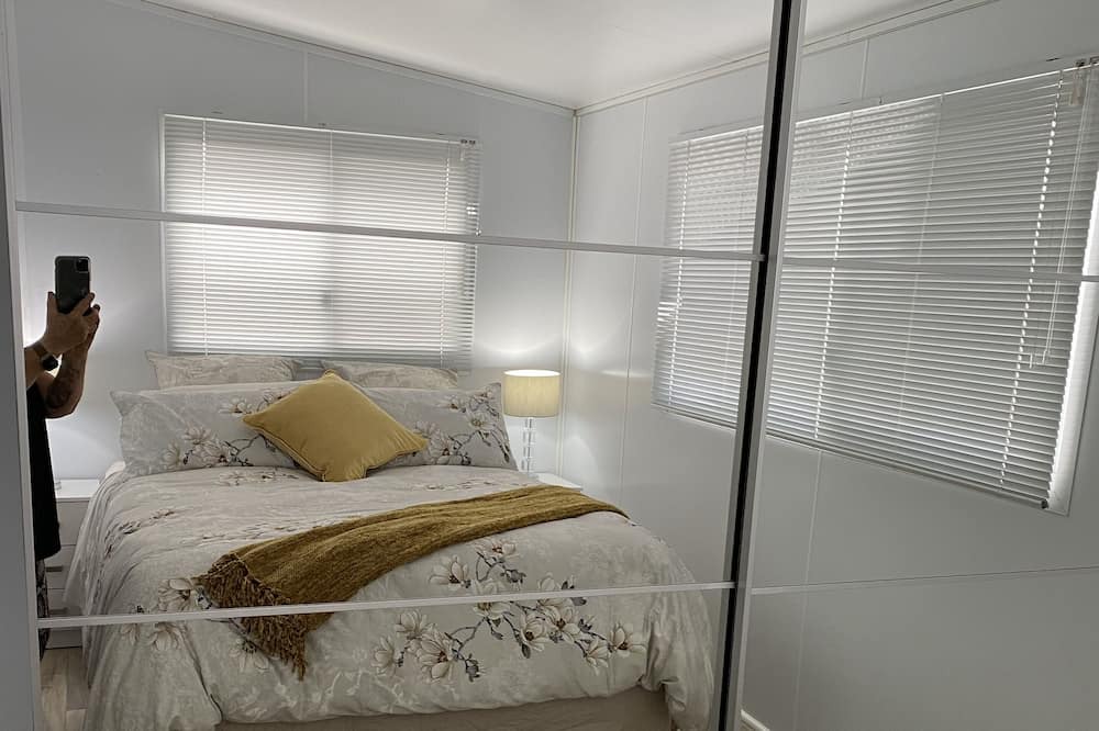 Photo of Bedroom in Mount Hunter