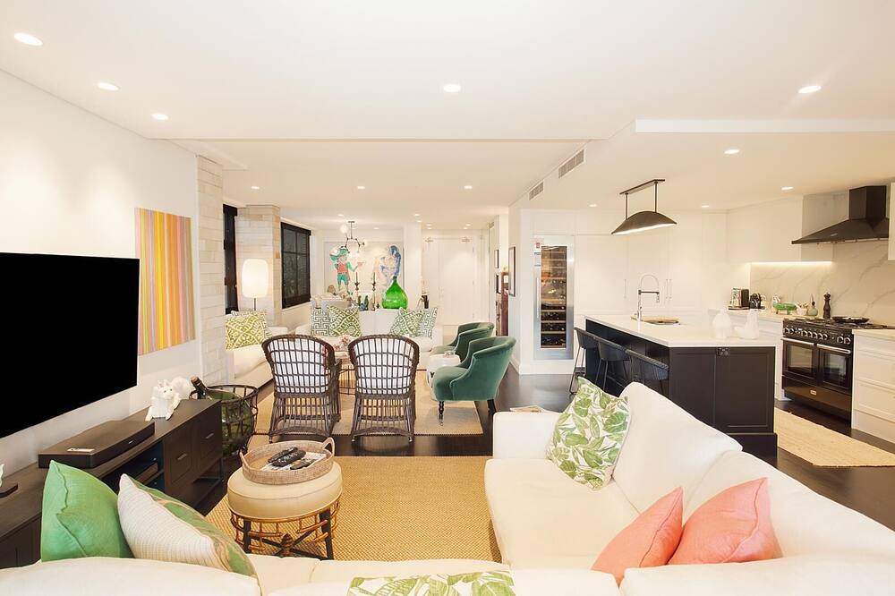 Photo of Livingroom in Rose Bay