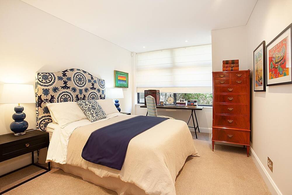 Photo of Bedroom in Rose Bay