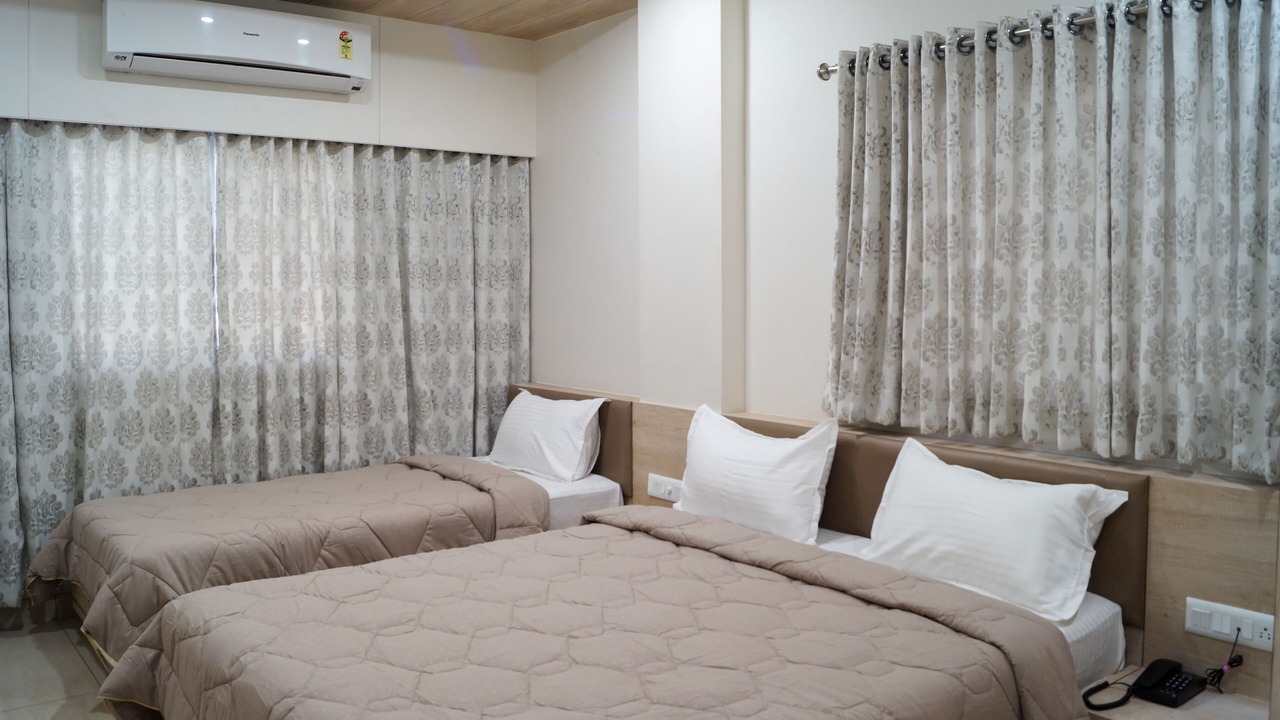Photo of Bedroom in Vadodara