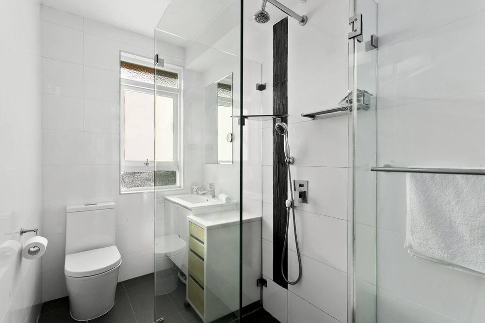 Photo of Bathroom in Maroubra