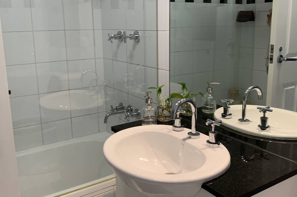 Photo of Bathroom in Cremorne