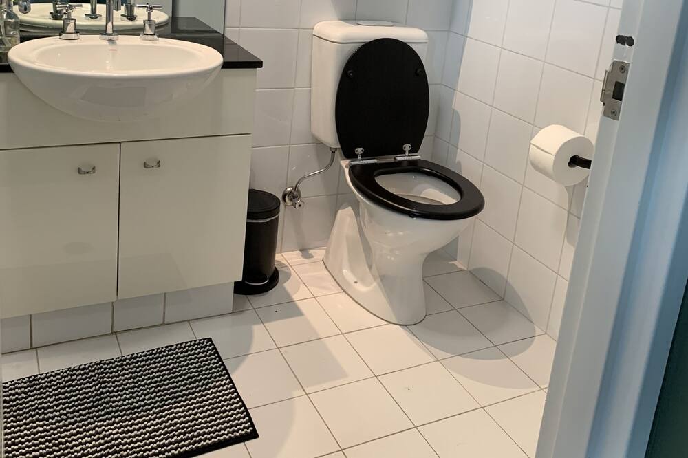 Photo of Bathroom in Cremorne