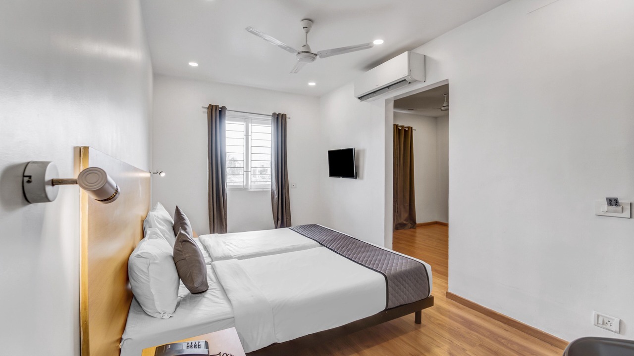 Photo of Bedroom in Thoraipakkam