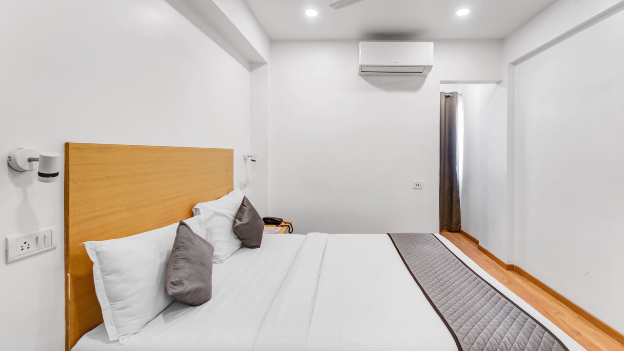 Photo of Bedroom in Thoraipakkam