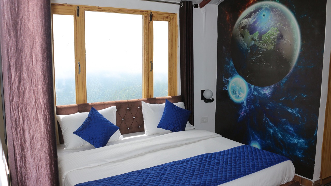 Photo of Bedroom in Tehri