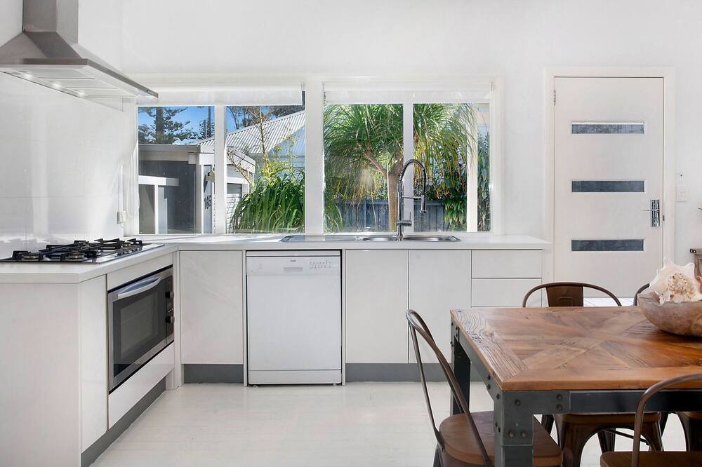 Photo of Kitchen in Wamberal