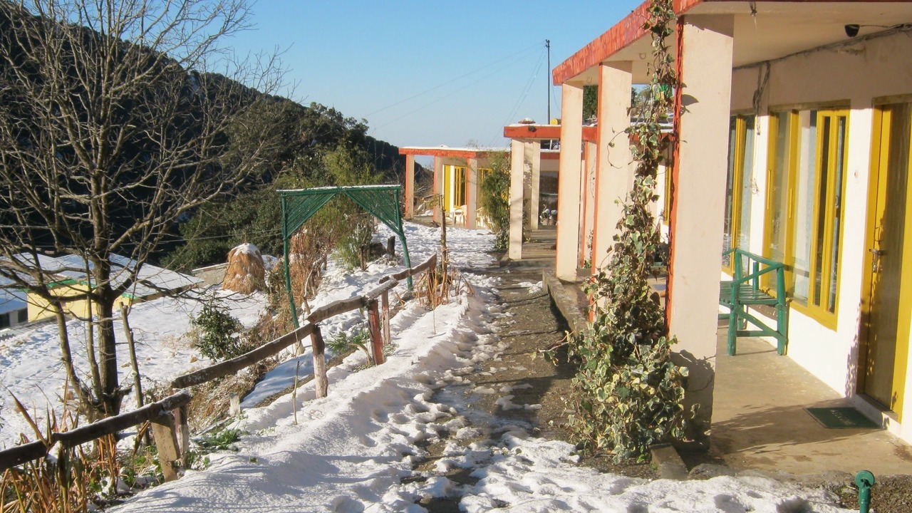 Photo of Bedroom in Pangot