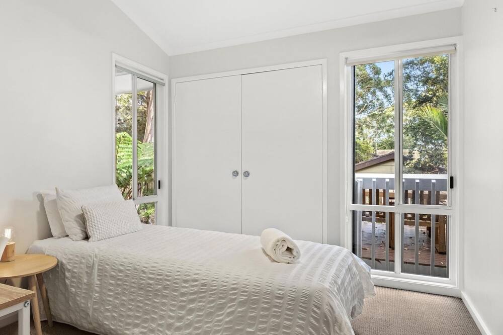 Photo of Bedroom in Macmasters Beach