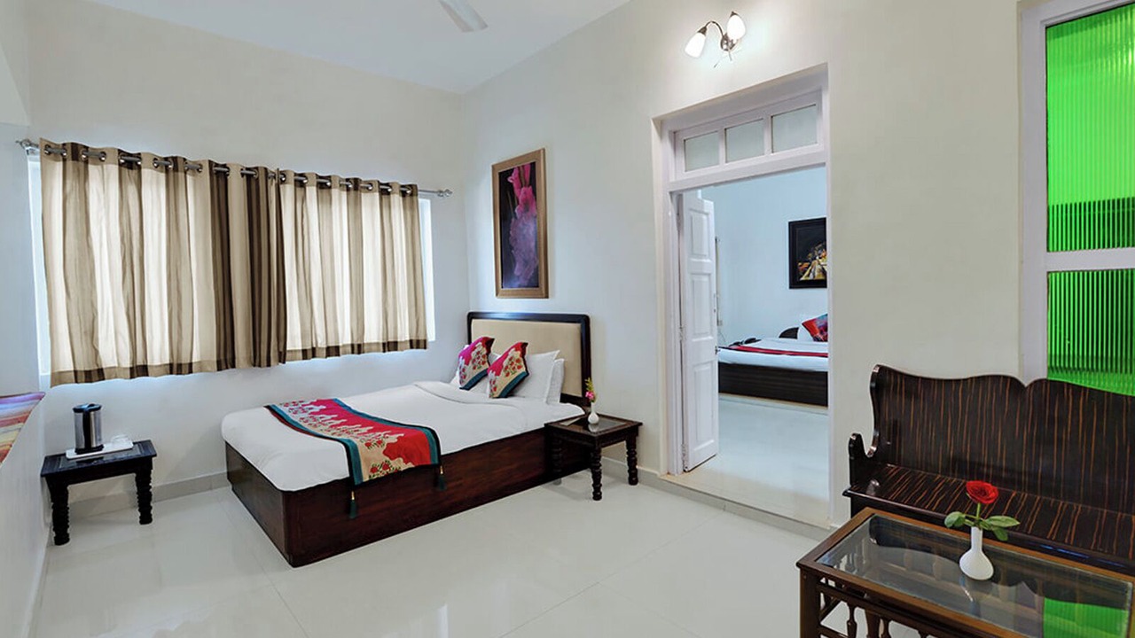 Photo of Bedroom in Mount Abu