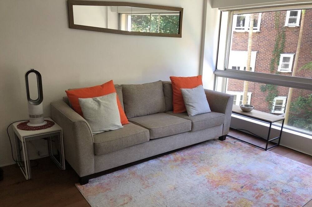 Photo of Livingroom in Rushcutters Bay