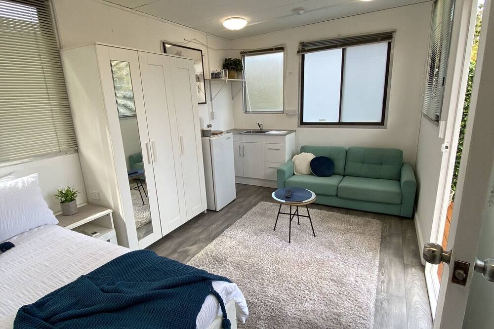 Photo of Bedroom in Empire Bay