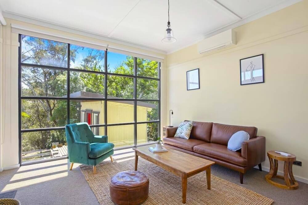 Photo of Livingroom in Blackheath