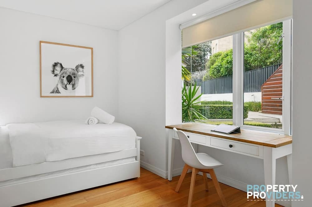 Photo of Bedroom in Freshwater