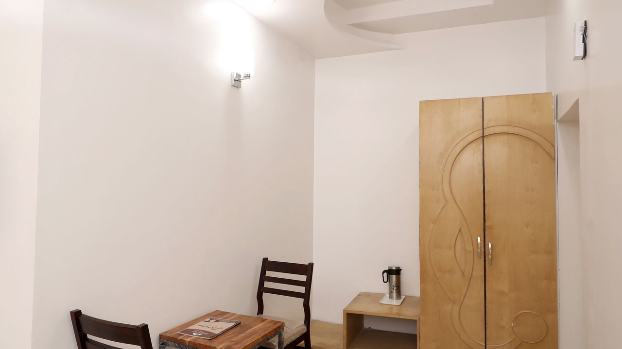 Photo of Bedroom in Mount Abu