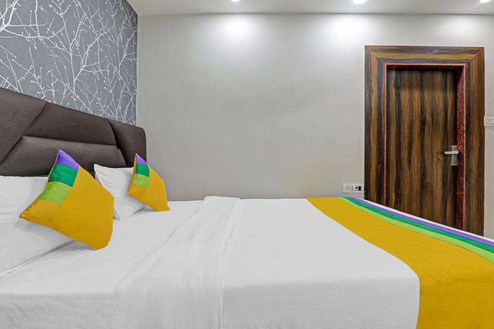 Photo of Bedroom in Allahabad