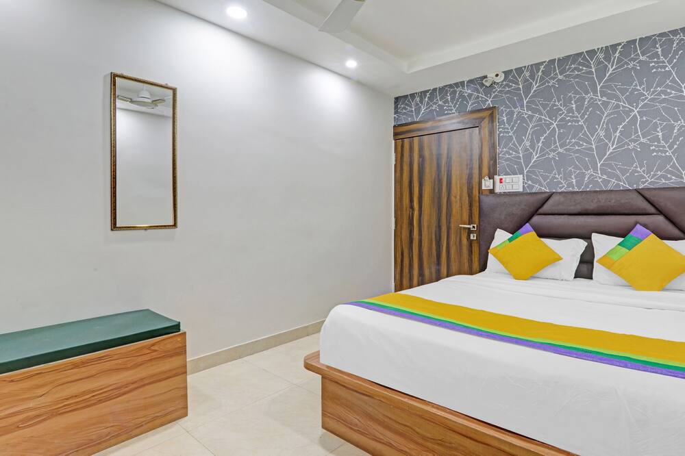Photo of Bedroom in Allahabad