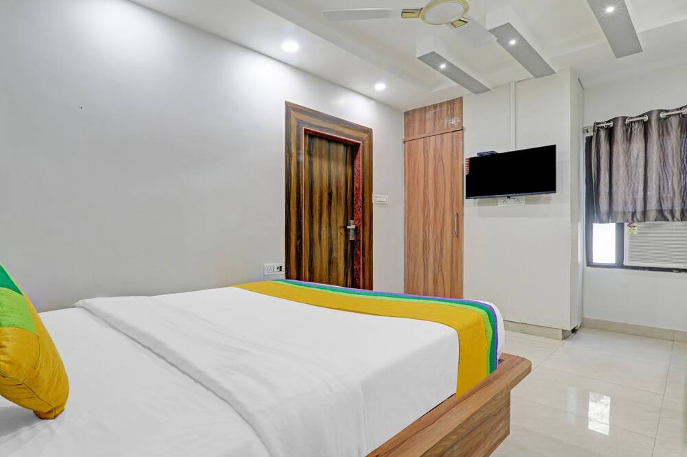 Photo of Bedroom in Allahabad