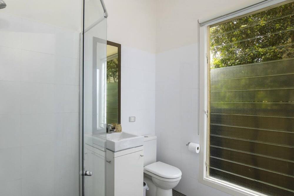 Photo of Bathroom in Patonga