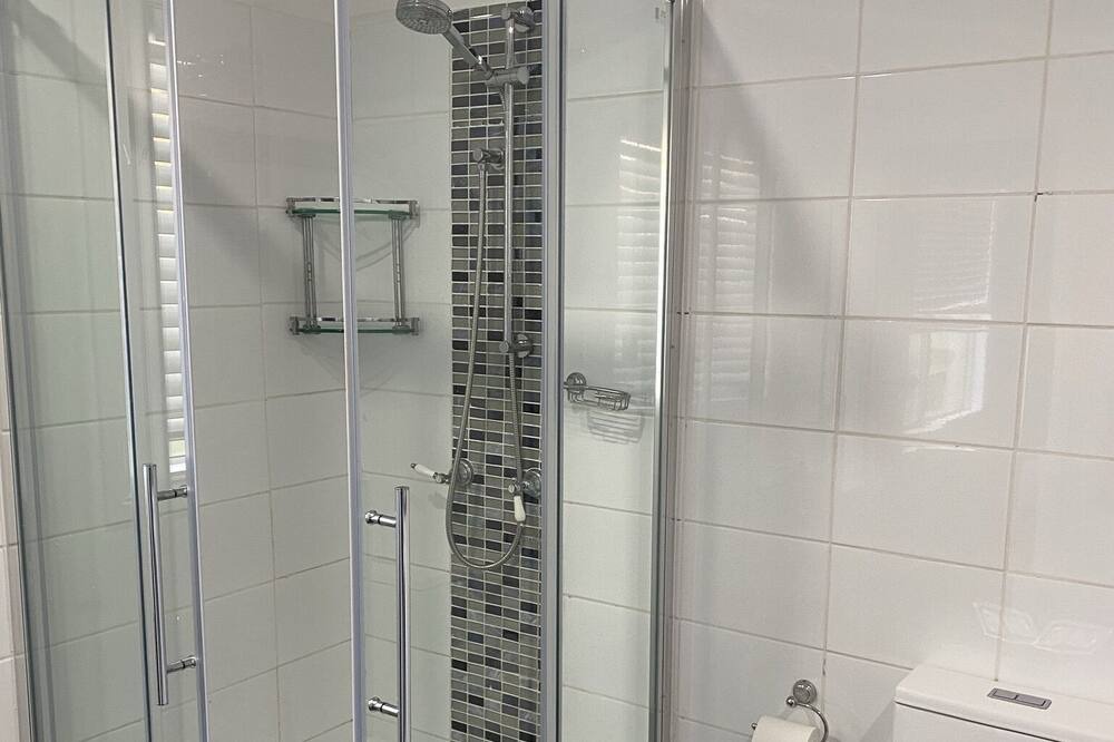 Photo of Bathroom in Booker Bay