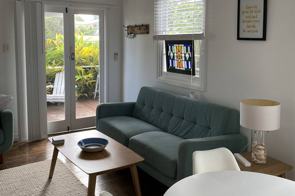 Photo of Livingroom in Booker Bay