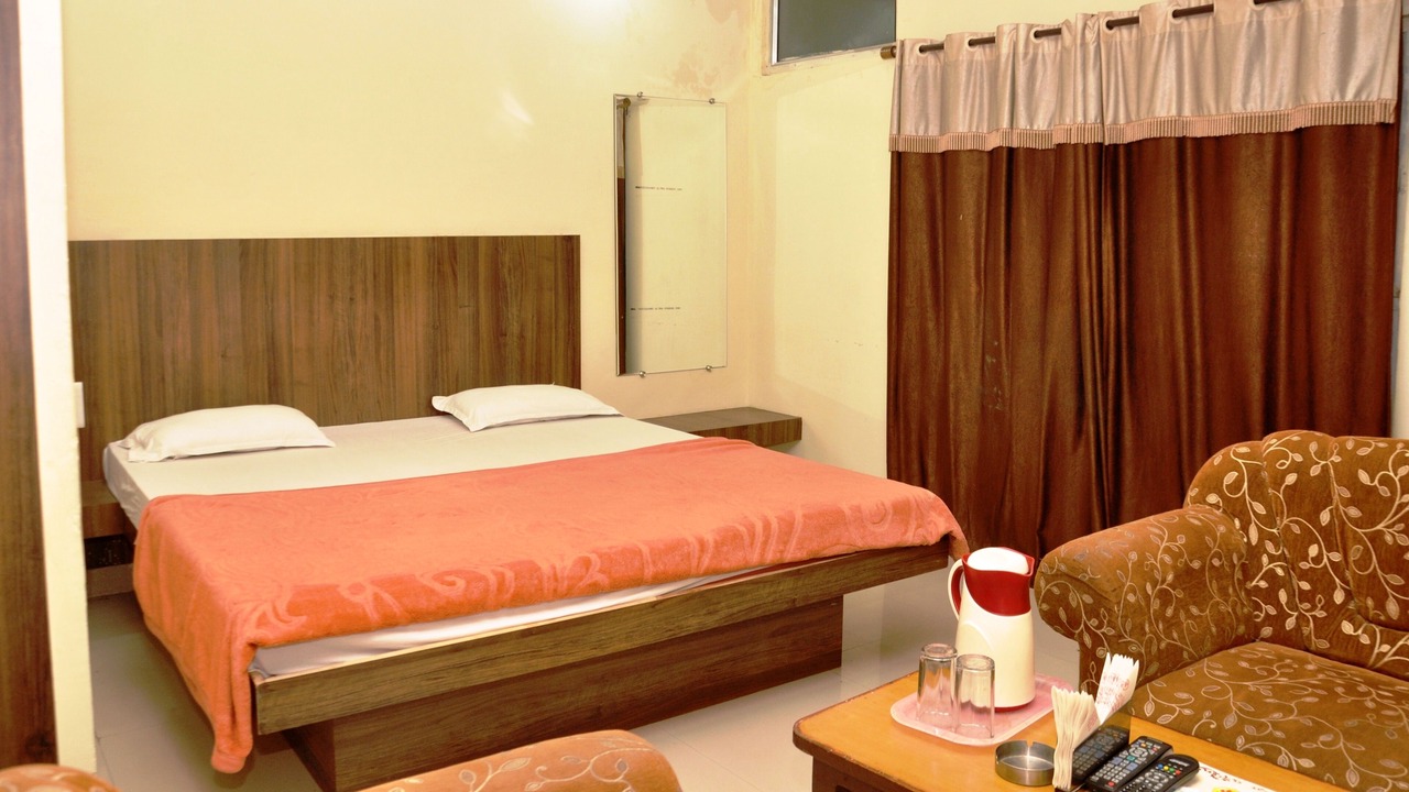 Photo of Bedroom in Maharana Pratap Nagar
