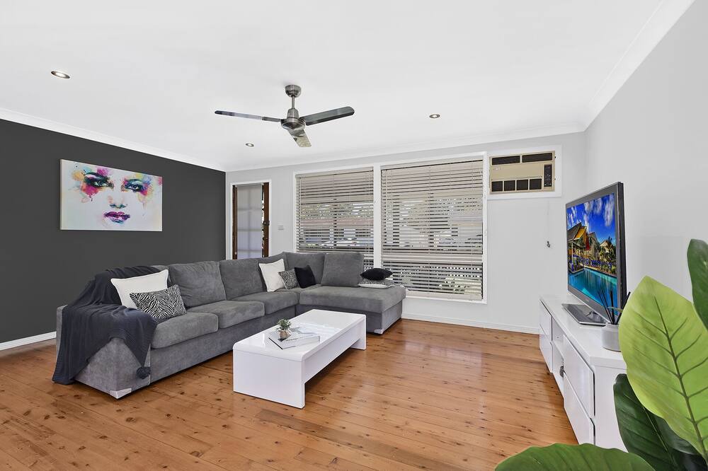 Photo of Livingroom in Chittaway Point