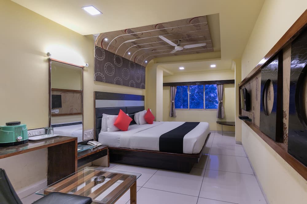 Photo of Bedroom in Ahmedabad City Centre