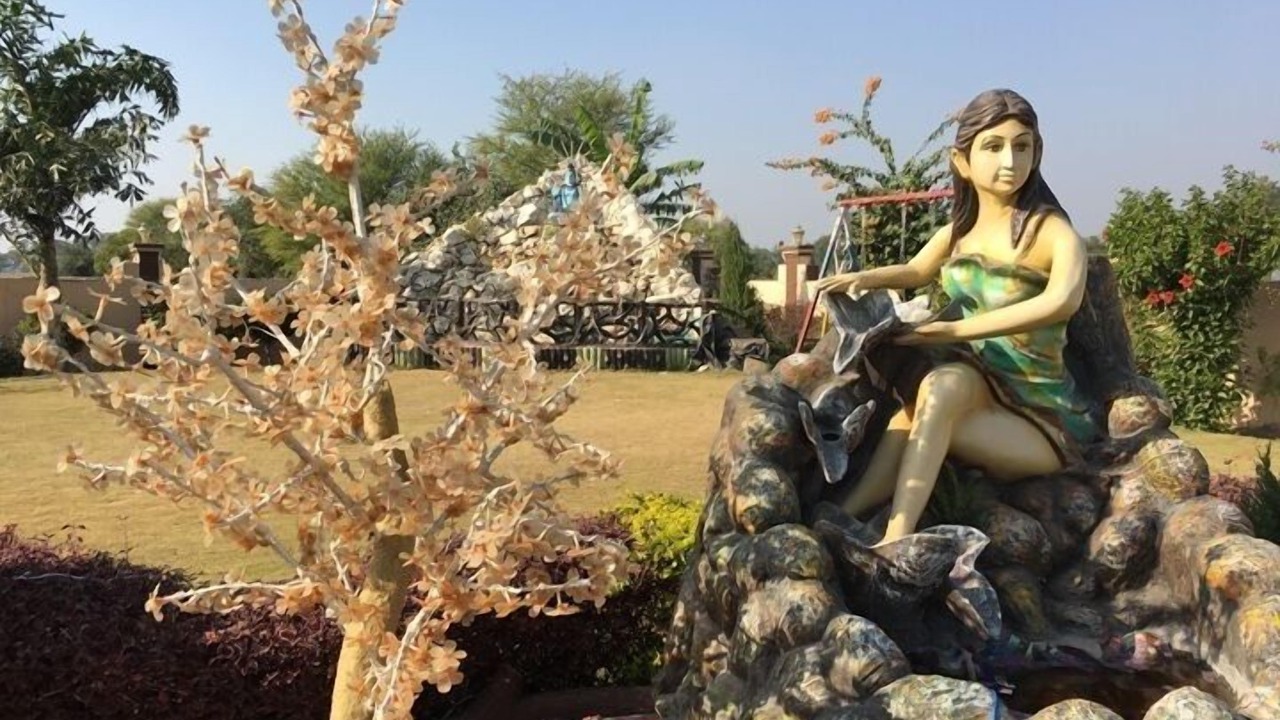 Photo of Outdoor in Mau Ranipur