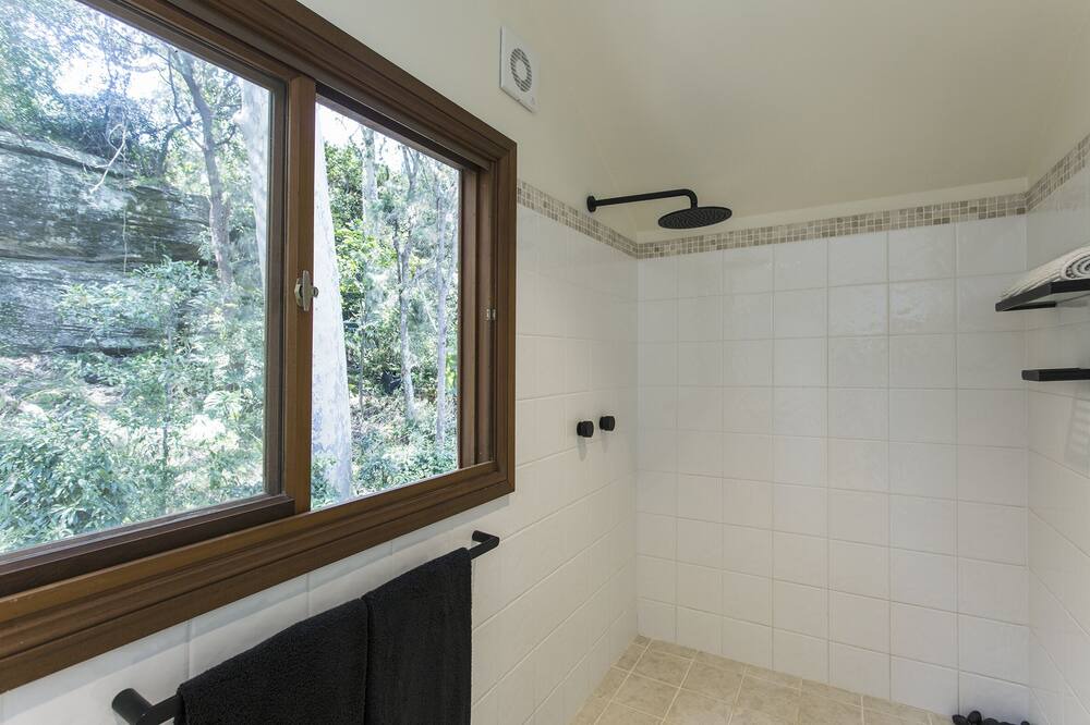 Photo of Bathroom in Whale Beach