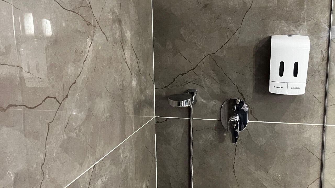 Photo of Bathroom in Vile Parle