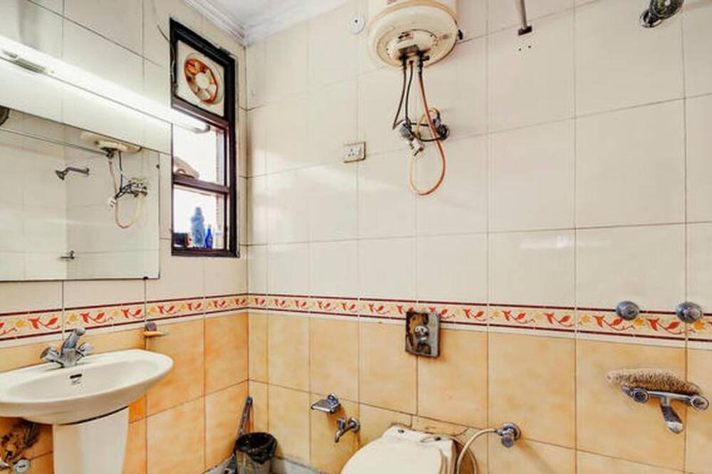 Photo of Bathroom in Naraina