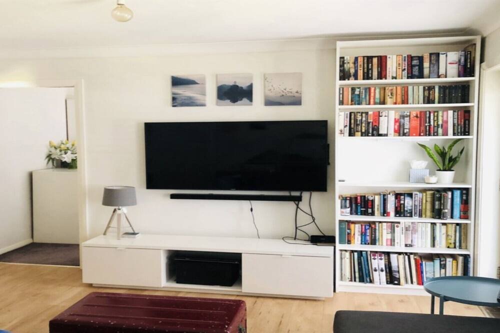 Photo of Livingroom in Macmasters Beach