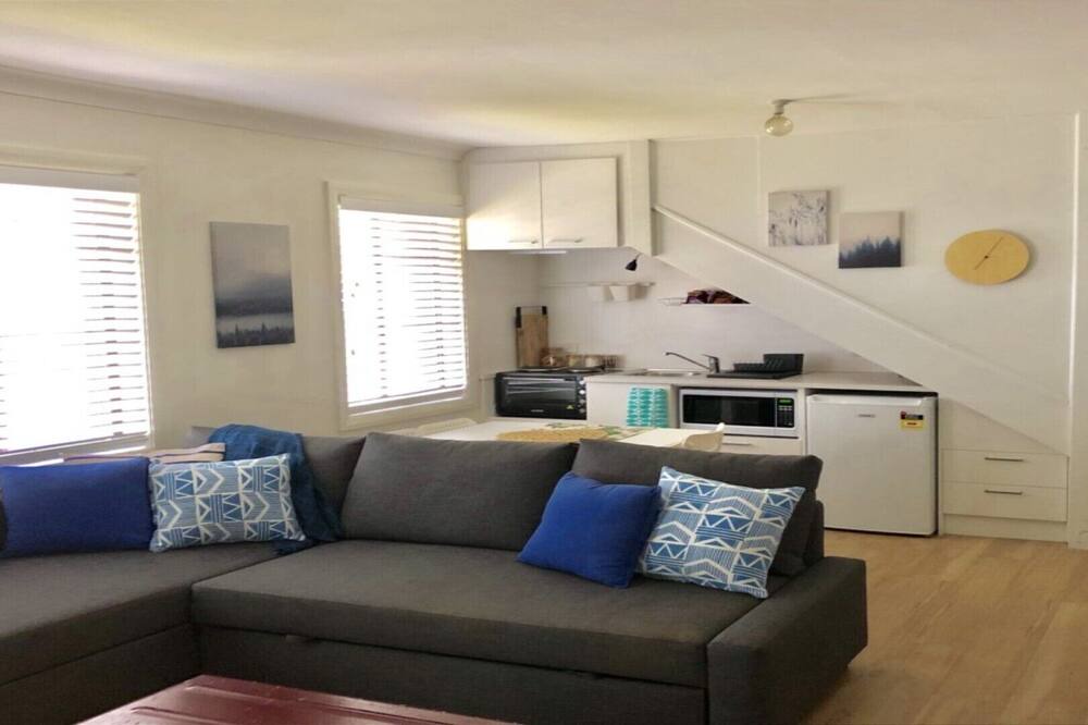 Photo of Livingroom in Macmasters Beach
