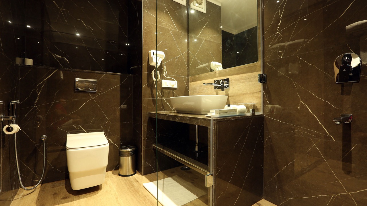 Photo of Bathroom in Gauravaddo