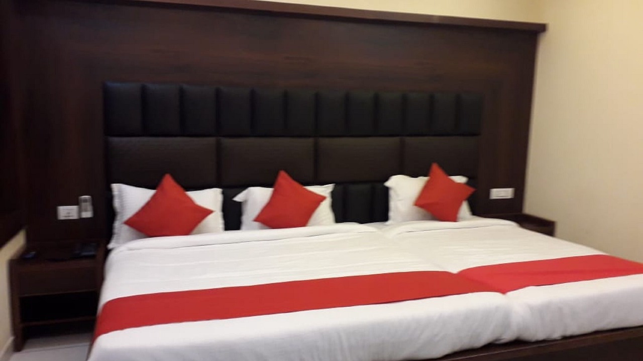 Photo of Bedroom in Katra