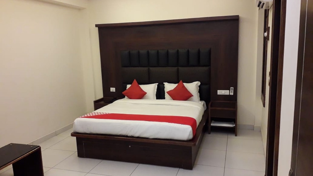 Photo of Bedroom in Katra