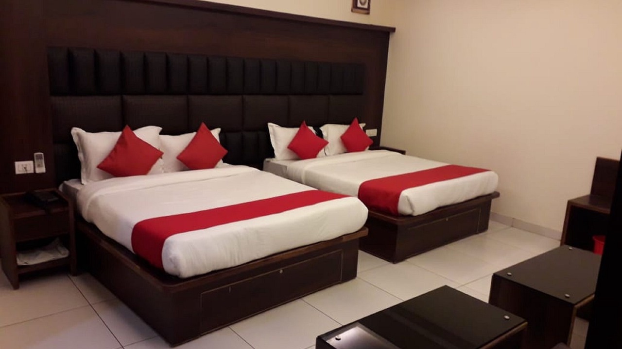 Photo of Bedroom in Katra