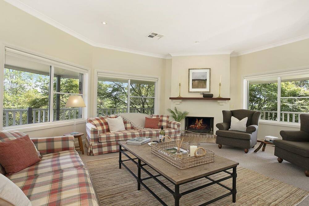 Photo of Livingroom in Bowral