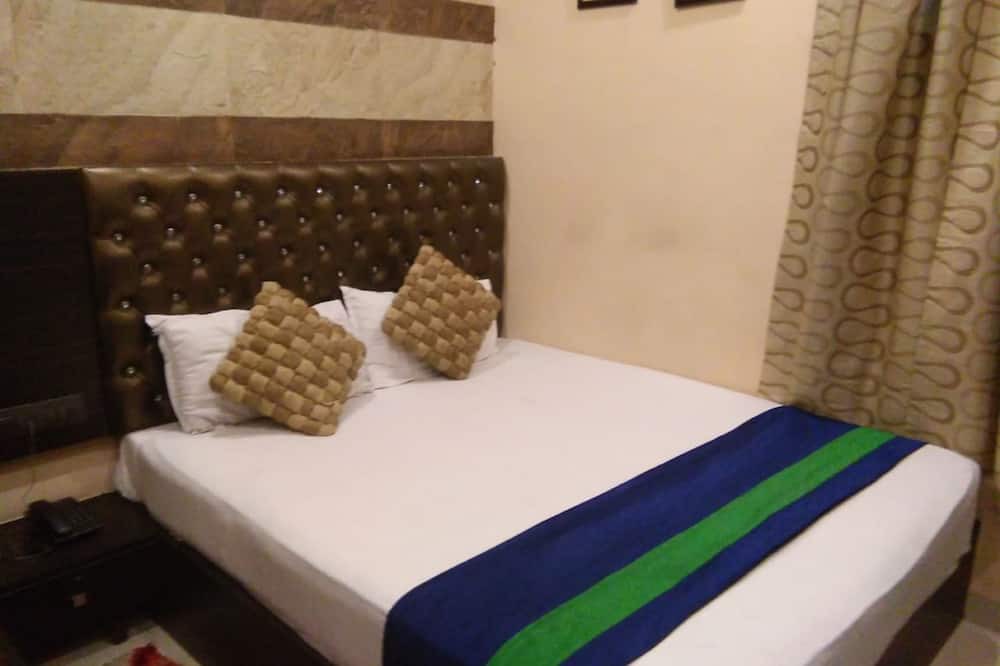 Photo of Bedroom in Park Street