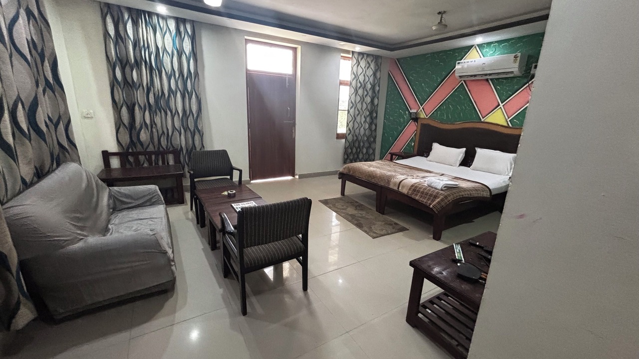 Photo of Bedroom in Bharatpur