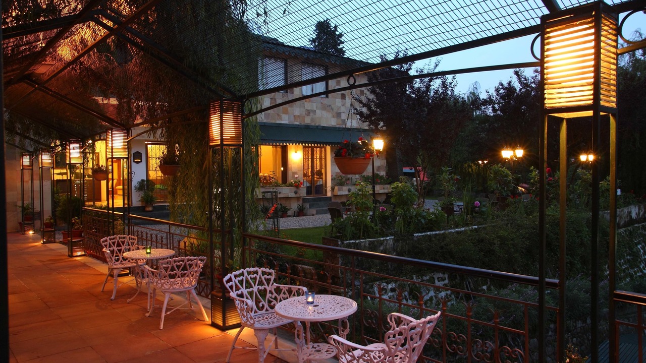 Photo of Patio Balcony in Nainital