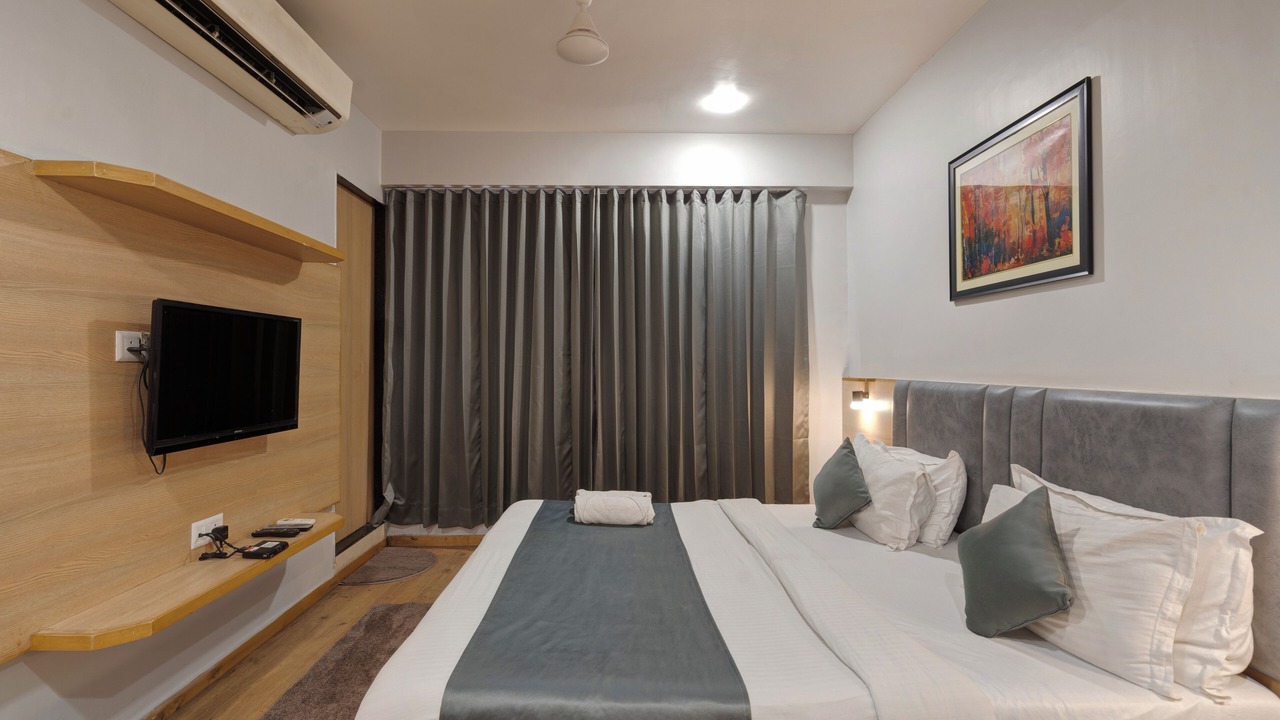 Photo of Bedroom in Gandhinagar