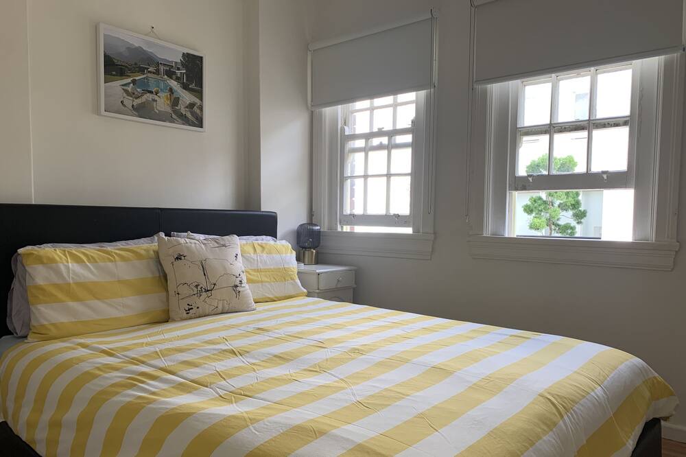 Photo of Bedroom in Woolloomooloo