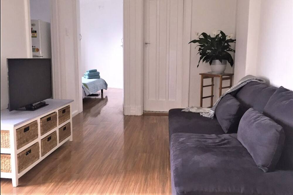 Photo of Livingroom in Woolloomooloo