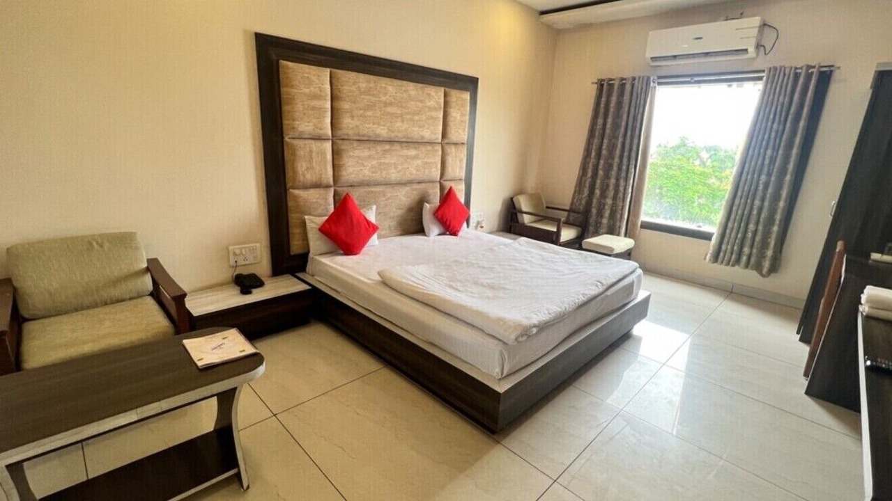 Photo of Bedroom in Itarsi