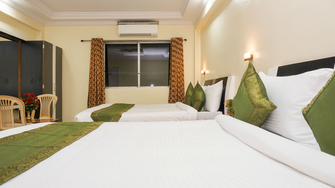Photo of Bedroom in Mahabaleshwar